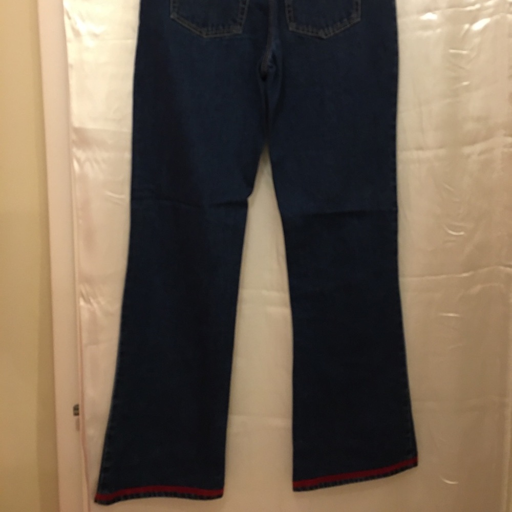 Jean - Picture 2 of 3